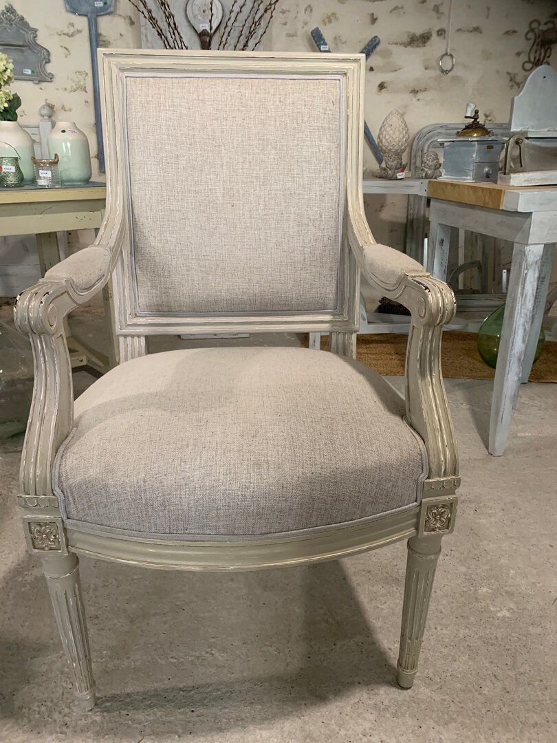 FAUTEUIL LOUIS XVI